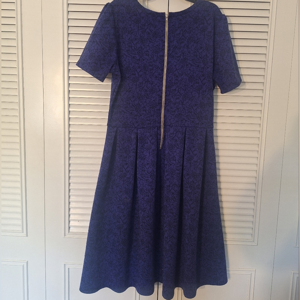 LuLaRoe Amelia Dress Blue And Black Floral Size XL - Picture 5 of 9